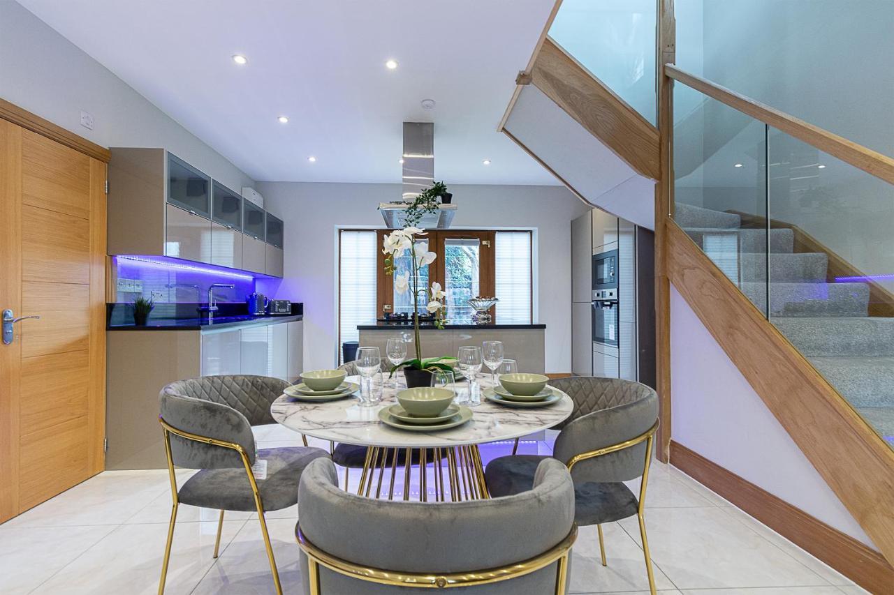 Boutique Green Acre Views Слау Экстерьер фото